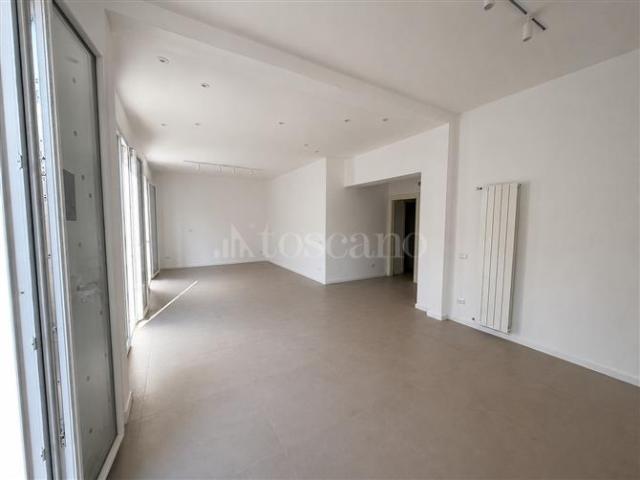 Casa di 136 mq a Porto, Borgo Vecchio, Roma, Cavour Palermo