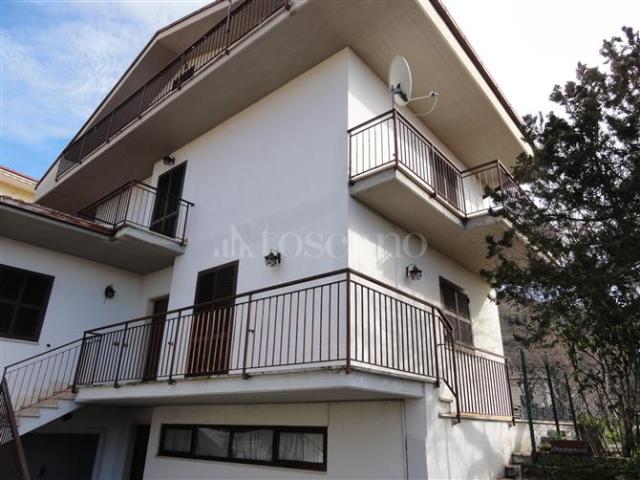 Casa di 270 mq a Rieti