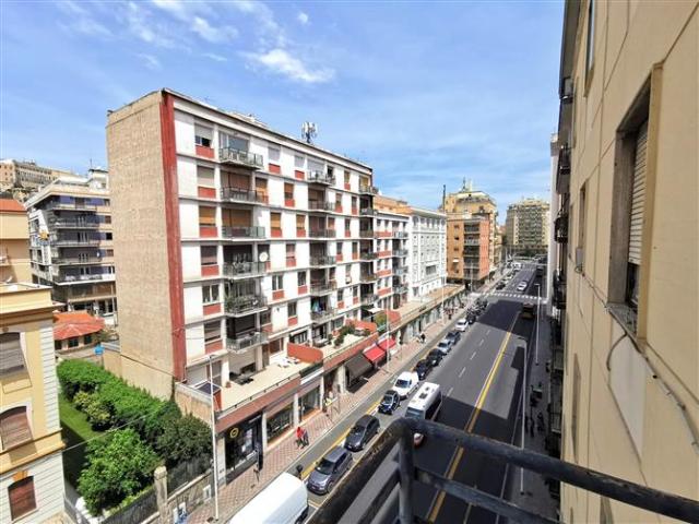 Casa di 280 mq a San Benedetto, Villanova Cagliari