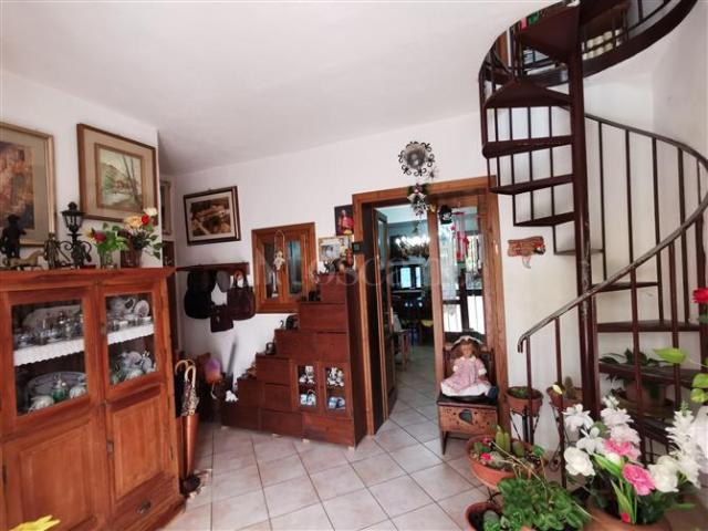 Casa di 280 mq a Sovicille
