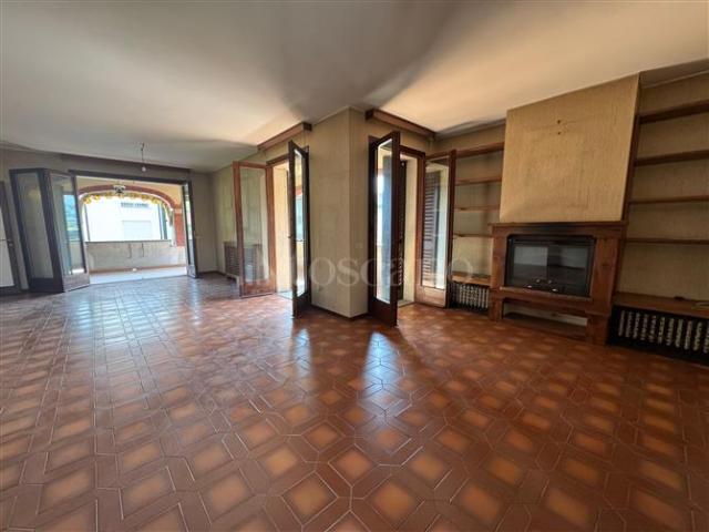 Casa di 200 mq a Valmadrera