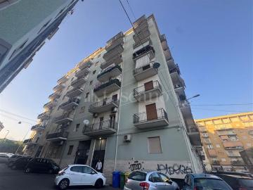 Casa di 202 mq a Ferrarotto, Palestro, Calcare Catania