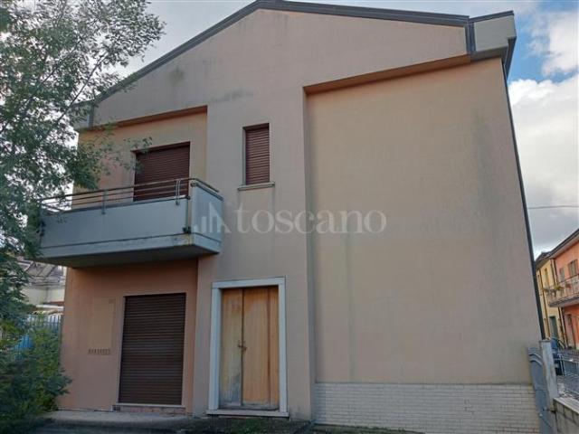 Casa di 220 mq a Centro Atella