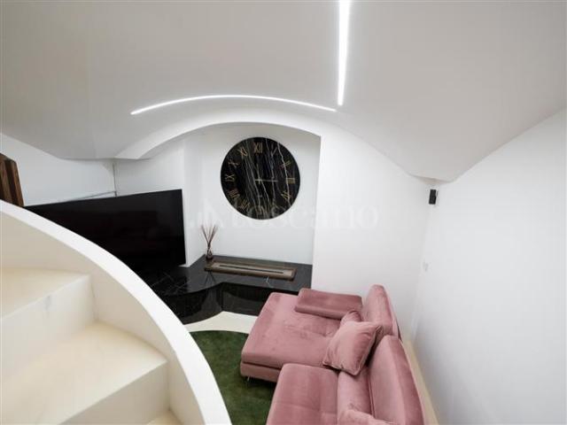 Casa di 230 mq a Vomero, Arenella Napoli