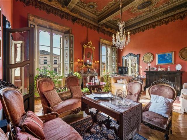 Casa di 350 mq a Centro Reggio nell'Emilia