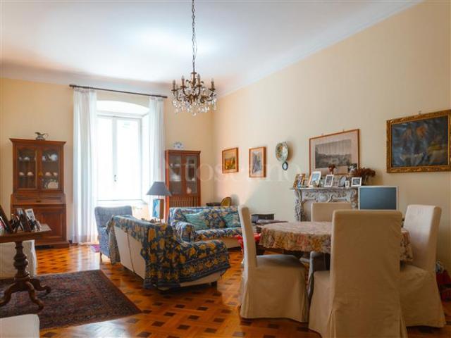 Casa di 380 mq a Circonvallazione Genova