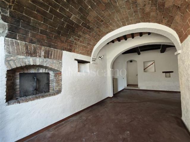 Casa di 400 mq a Petriccio, Acquacalda, Vico Alto, San Miniato Siena