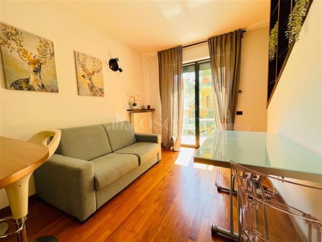 Casa di 56 mq a Solari, Washington Milano