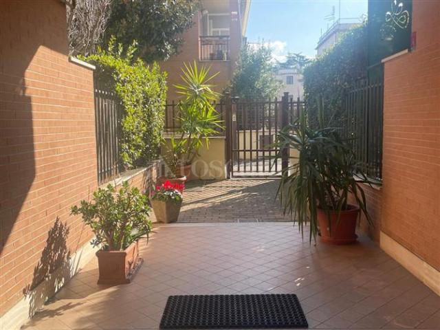 Casa di 50 mq a Anagnina, Romanina, Tor Vergata Roma