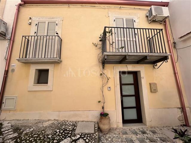 Casa di 51 mq a Centro Noto