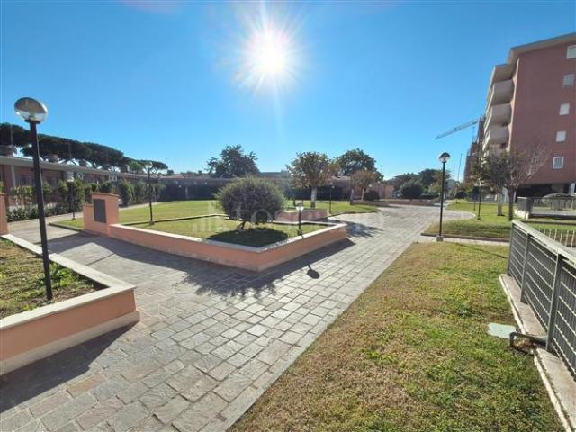 Casa di 65 mq a Axa, Casal Palocco, Infernetto Roma