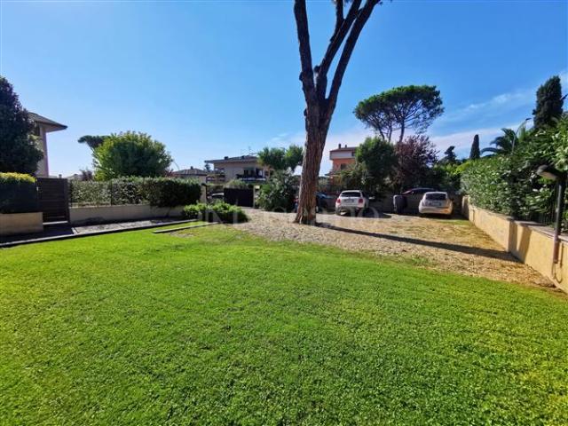 Casa di 60 mq a Axa, Casal Palocco, Infernetto Roma