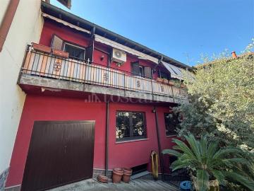 Casa in vendita a Viale Elvezia Milano - Parcheggio auto