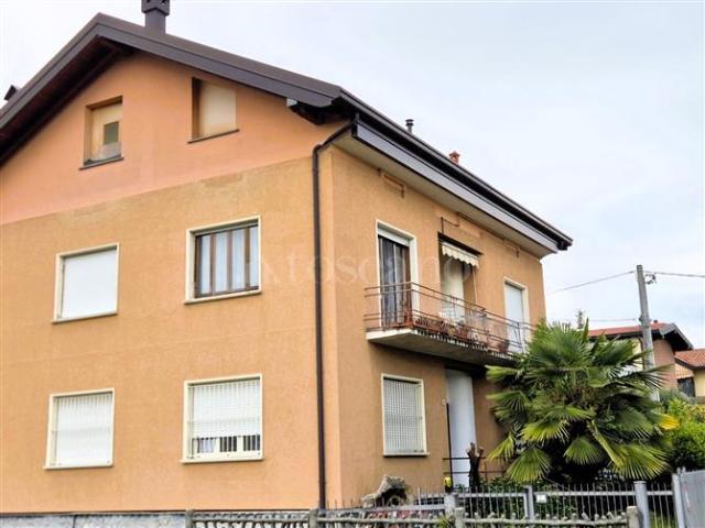 Casa di 60 mq a Vighizzolo, Cascina Varenna Cantù