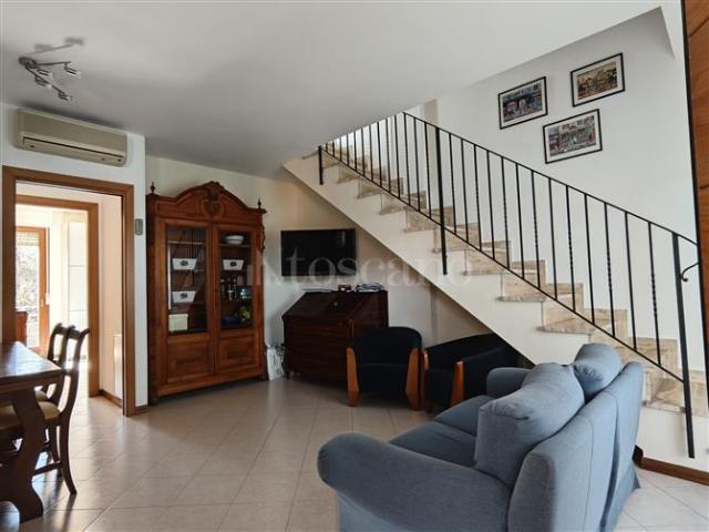 Casa di 75 mq a Coroncina, Isola d'Arbia, Taverne d'Arbia Siena
