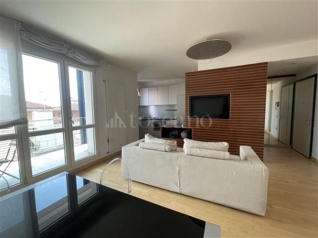 Casa di 75 mq a Porta Romana, Cadore, Montenero Milano