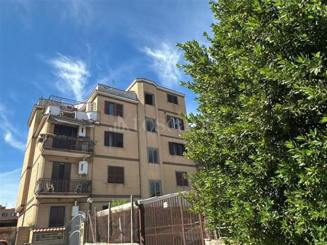 Casa di 70 mq a Alessandrino, Tor Sapienza, Torre Maura Roma