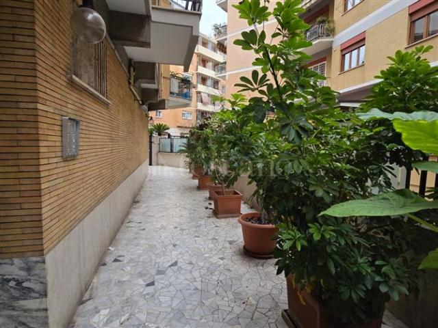 Casa di 70 mq a Appio Latino, Colli Albani Roma