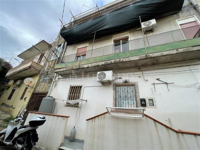 Casa di 70 mq a Provinciale, Quartiere Lombardo Messina