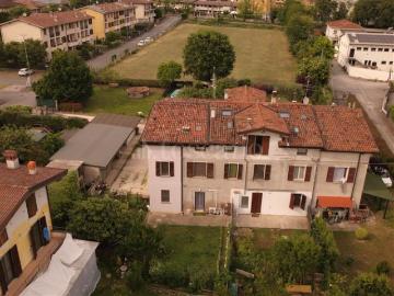 Casa di 73 mq a Piazza Gussago