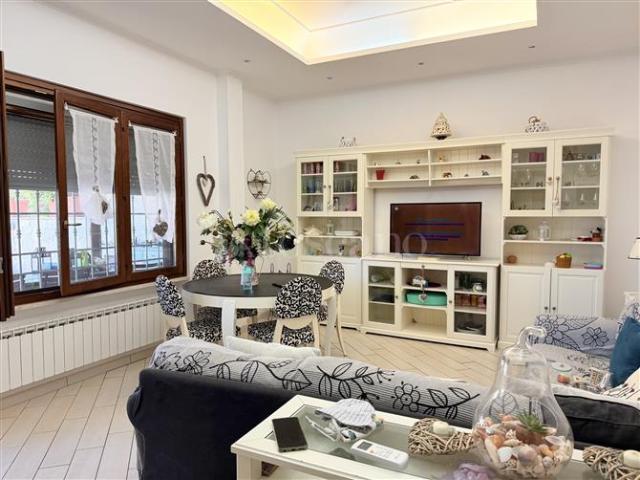 Casa di 85 mq a Fregene, Maccarese, Le Vignole Fiumicino