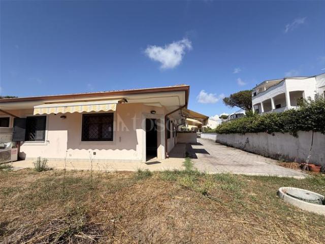 Casa di 80 mq a Lido dei Pini di Ardea, Lupetta, Colle Romito Ardea