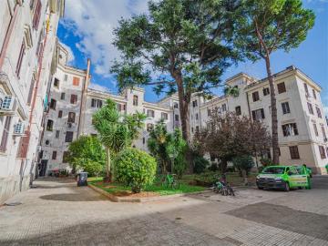 Casa di 80 mq a Testaccio, Trastevere Roma