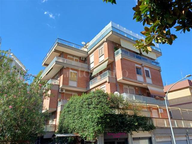 Casa di 83 mq a Cecchignola, Fonte Meravigliosa Roma