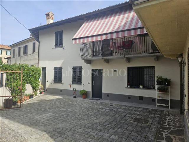 Casa di 95 mq a Centro Lurate Caccivio