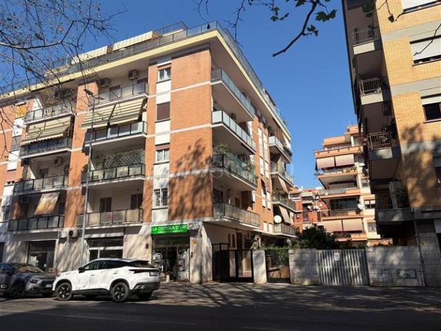 Casa di 90 mq a Lido di Ostia, Ostia Antica, Castel Fusano Roma
