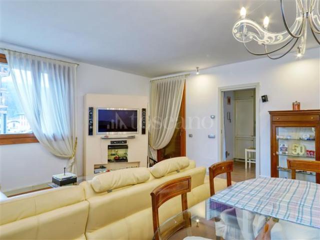 Casa di 90 mq a Porto Ceresio