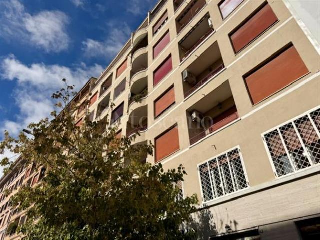 Casa di 90 mq a Re di Roma, San Giovanni Roma