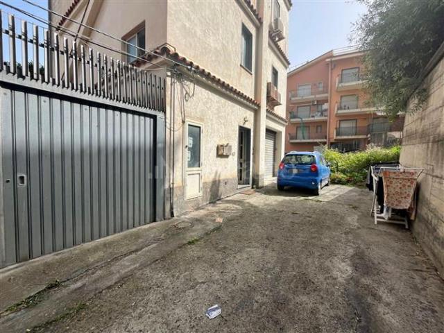 Casa di 91 mq a Centro Giardini Naxos