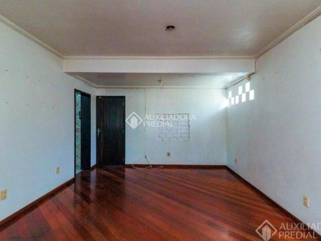 Casa diferenciada com 3 dormitórios no Jardim Carvalho!
