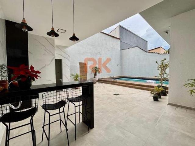 Casa disponível para venda. Área construída 420m² | Terreno 360m² | 4 quartos | suíte | 6 vagas, Ita