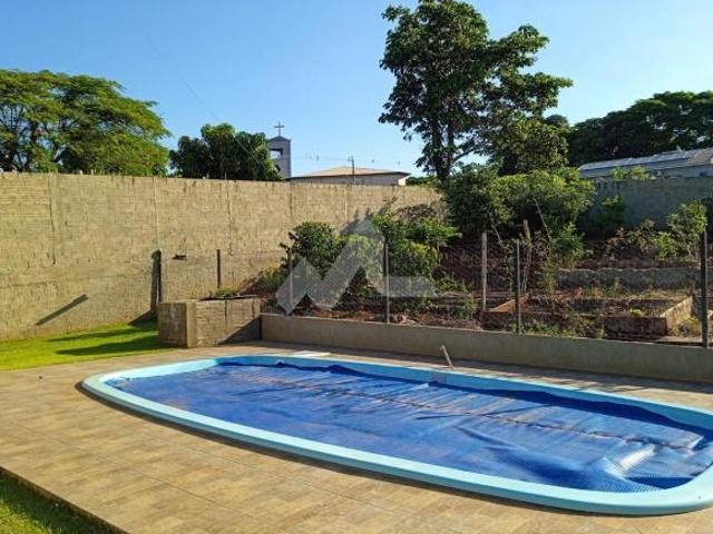Casa disponível para venda em Concórdia do Oeste. Com uma área construída de 141