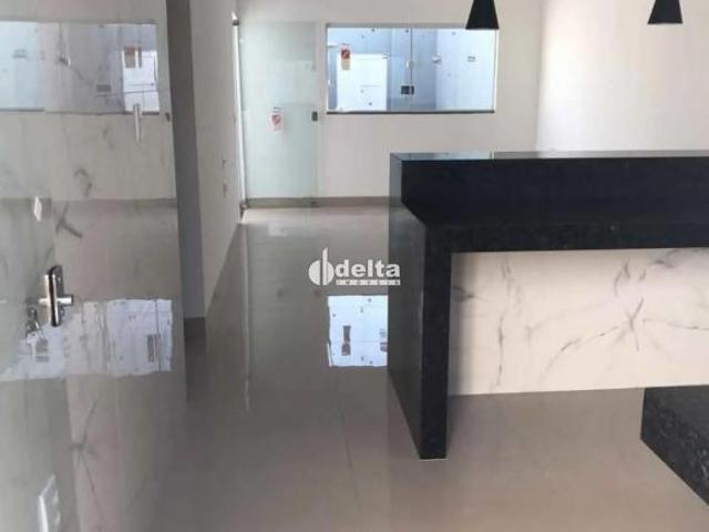 Casa com 2 quartos sendo 1 suíte disponível para venda no bairro Jardim Canaã em Uberlândia MG