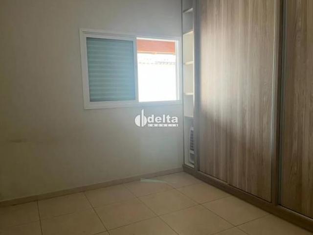 Casa disponível para venda no bairro Segismundo Pereira em Uberlândia MG