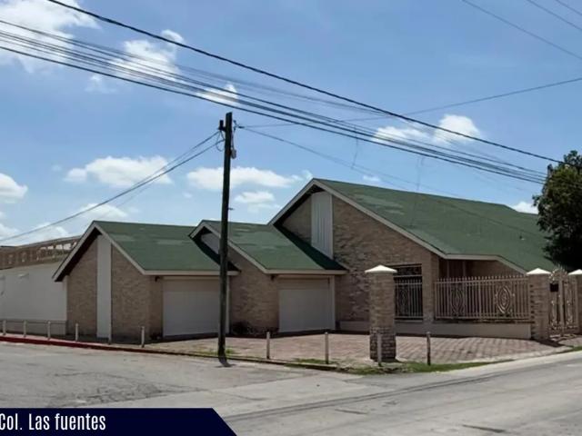 Casa disponible para venta en Col. Las fuentes