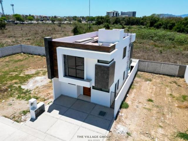 CASA DISPONIBLE PARA VENTA EN PALMA DEL REY,CERCA DE VIDANTA