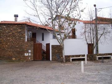 Janeiro de Baixo, Pescanseco Fundeiro, Pampilhosa da Serra