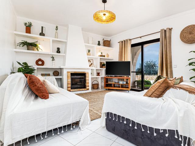 Casa do Vale | Private Pool & Pet Friendly