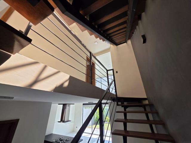 CASA DOBLE ALTURA EN RENTA FRACC LOMAS DEL SUR MORELIA