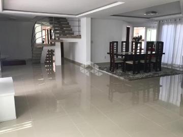 Casa dois andares com 05 quartos e 4 suítes e um loft no Bairro Jardim Floresta