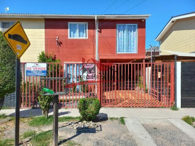 Casa dos pisos, 5 hab 2 bañ, buin | 5 dormitorios por 115000. 00 en Buin