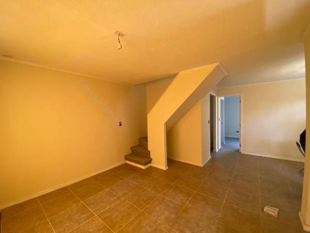 CASA DOS PISOS EXCELENTE UBICACION TALCA