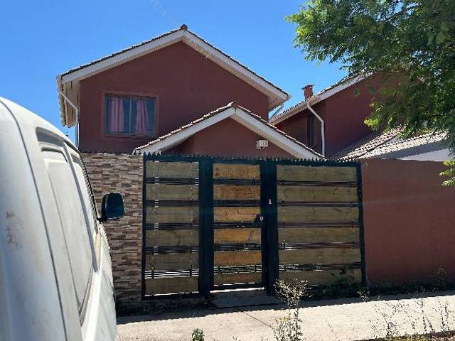 CASA DOS PISOS SAN BERNARDO
