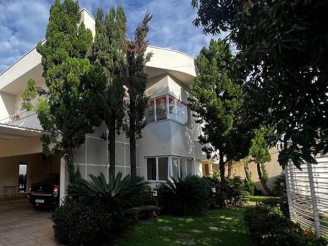 Casa dos Sonhos em Jardim de Itapoan a venda com 4 quartos, Paulínia! ✨
