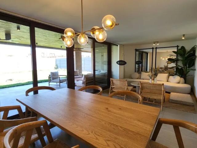 Casa Excelente Ubicacion Dentro De Condominio 4h3b Mas Servi