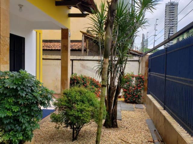 CASA EXCEPCIONAL NO BAIRRO DO MARCO